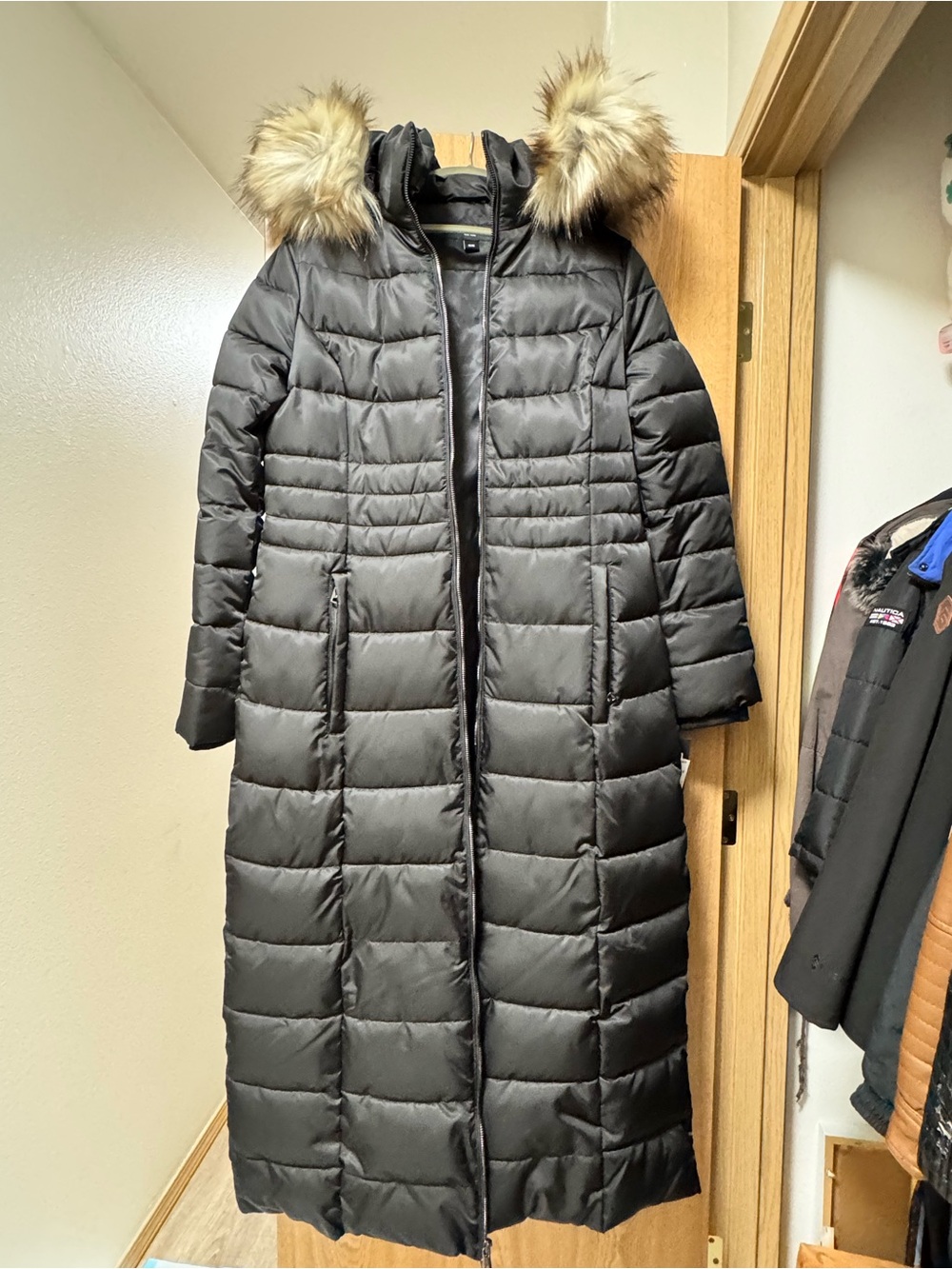 Long Black Puffer Coat with Faux Fur Trim
